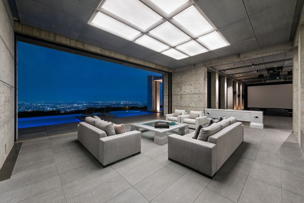 Pool villa
